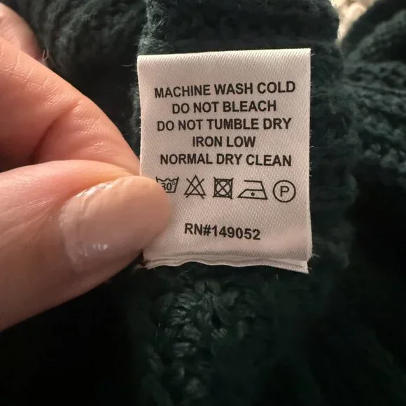 Fashion Nova Twist-Back Sweater | Hunter Green Knit | Size M - Picture 8 of 8